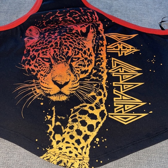 Def Leppard Women's One-shoulder Graphic Tank Top - Picture 5 of 5